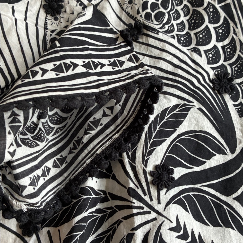 FARM Rio monochrome elegance scarf print blouse S - Picture 8 of 16